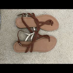 Brown sandals 📕